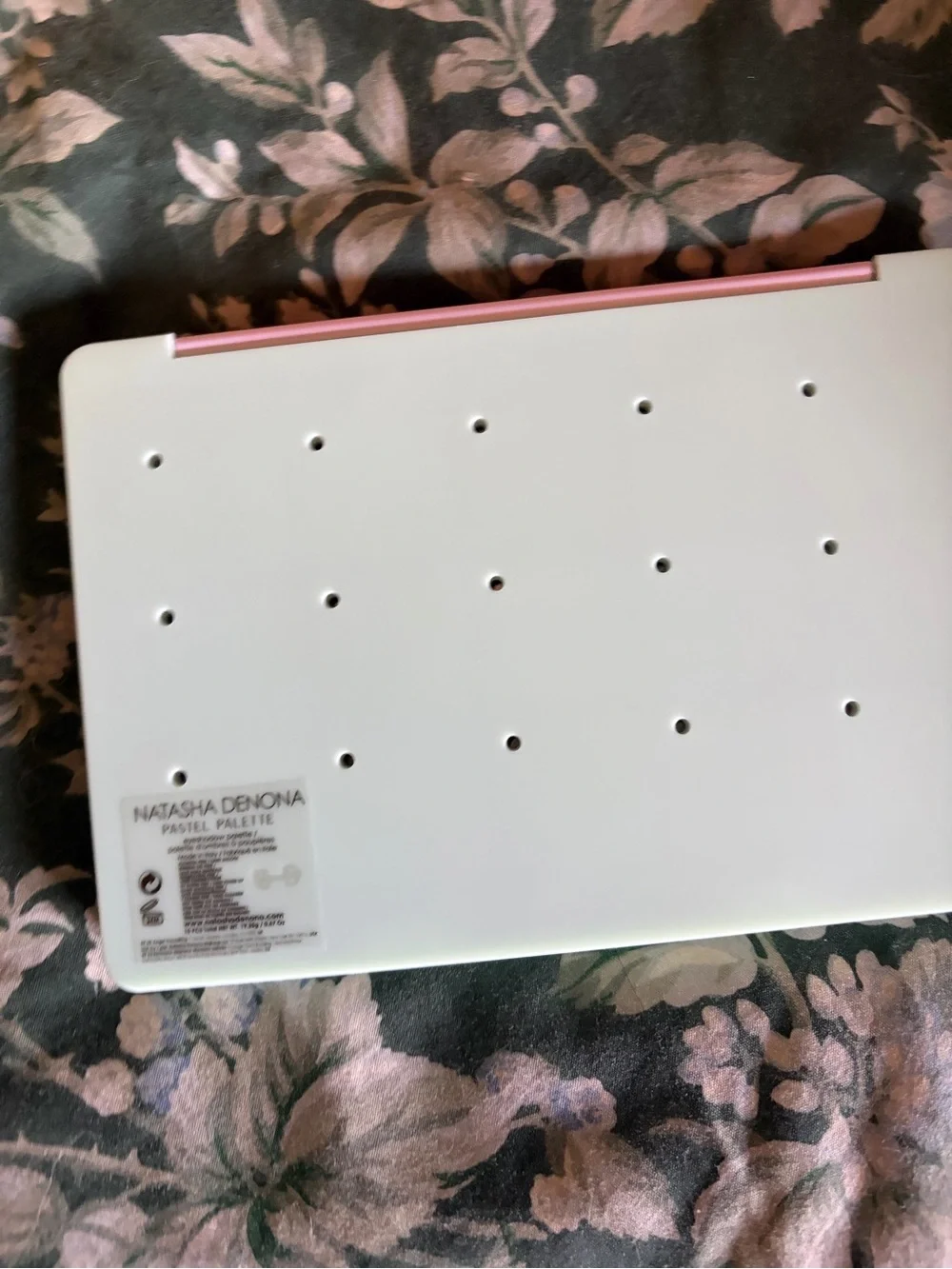 Natasha Denona Pastel Palette LTD edition new in the box, stunning colourways.